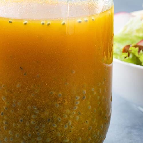 Vinaigrette sans huile à la mangue et aux graines de basilic | Club ...