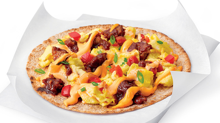Barbecue Sausage and Egg Pizza