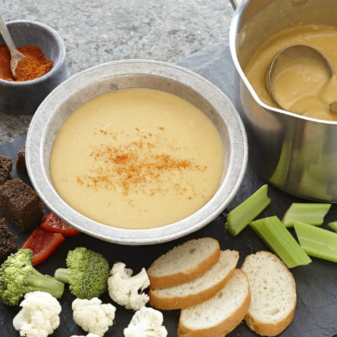 Spicy Beer Cheese Fondue