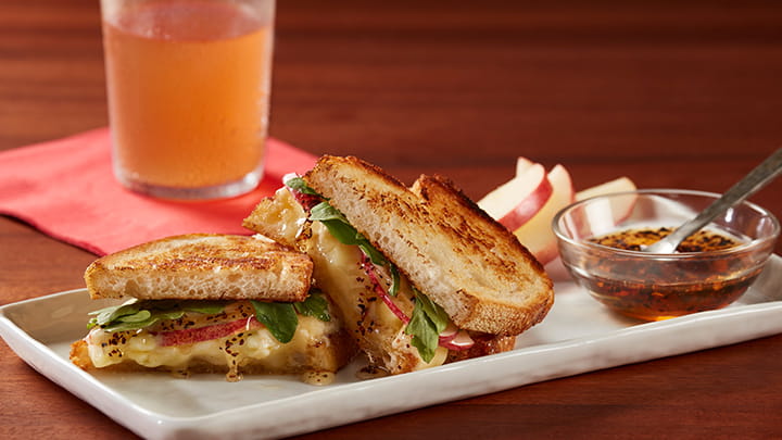 Chipotle Apple Grilled Cheese