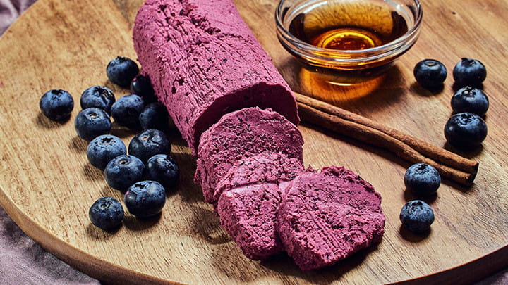 roasted_blueberry_and_cinnamon_vegan_butter_720x405