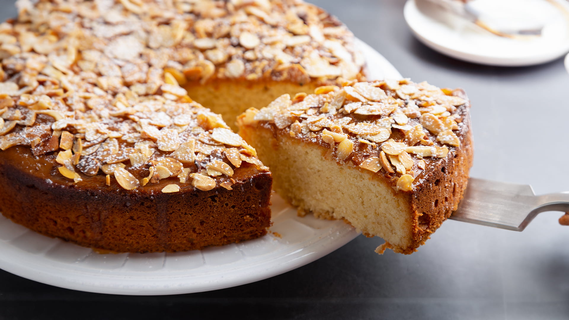 Cinnamon Sugee Cake | McCormickAsia.com