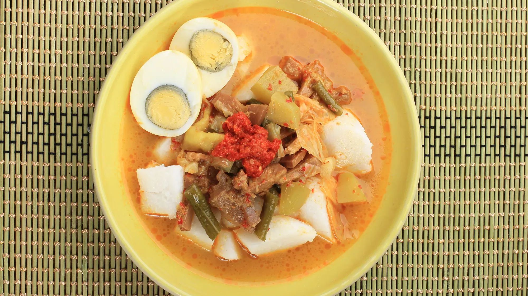 Lontong Lontong