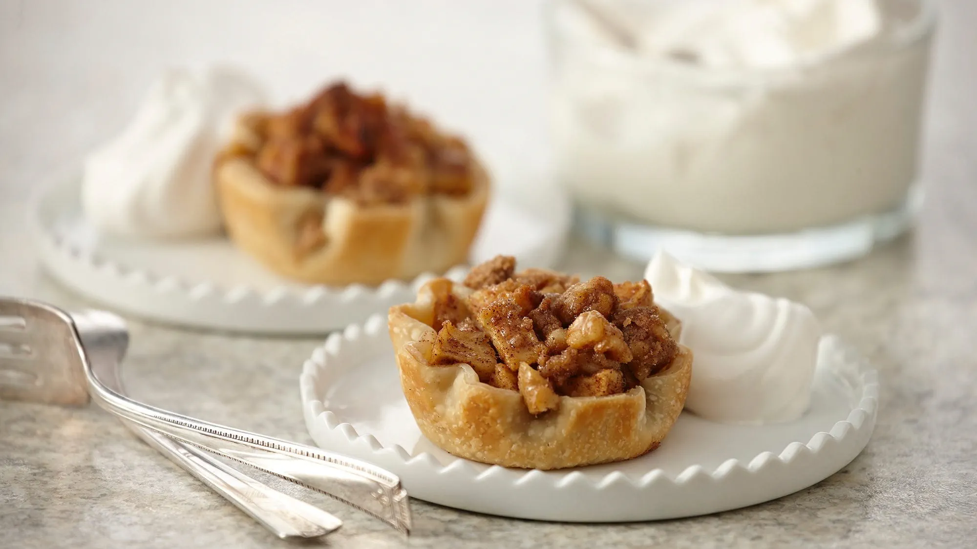 EASY MINI APPLE PIES EASY MINI APPLE PIES