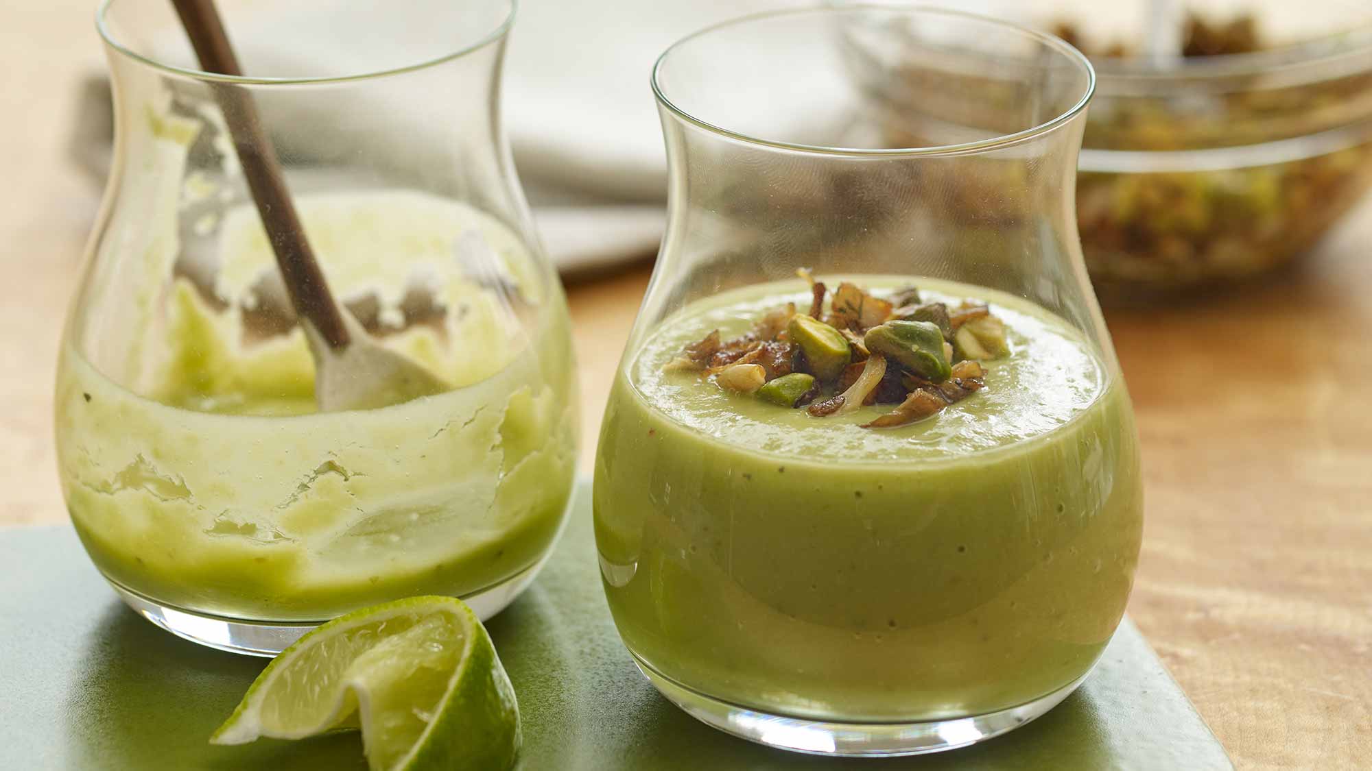 SMOKY AVOCADO & MUSHROOM DRINKABLE SOUP SMOKY AVOCADO & MUSHROOM DRINKABLE SOUP