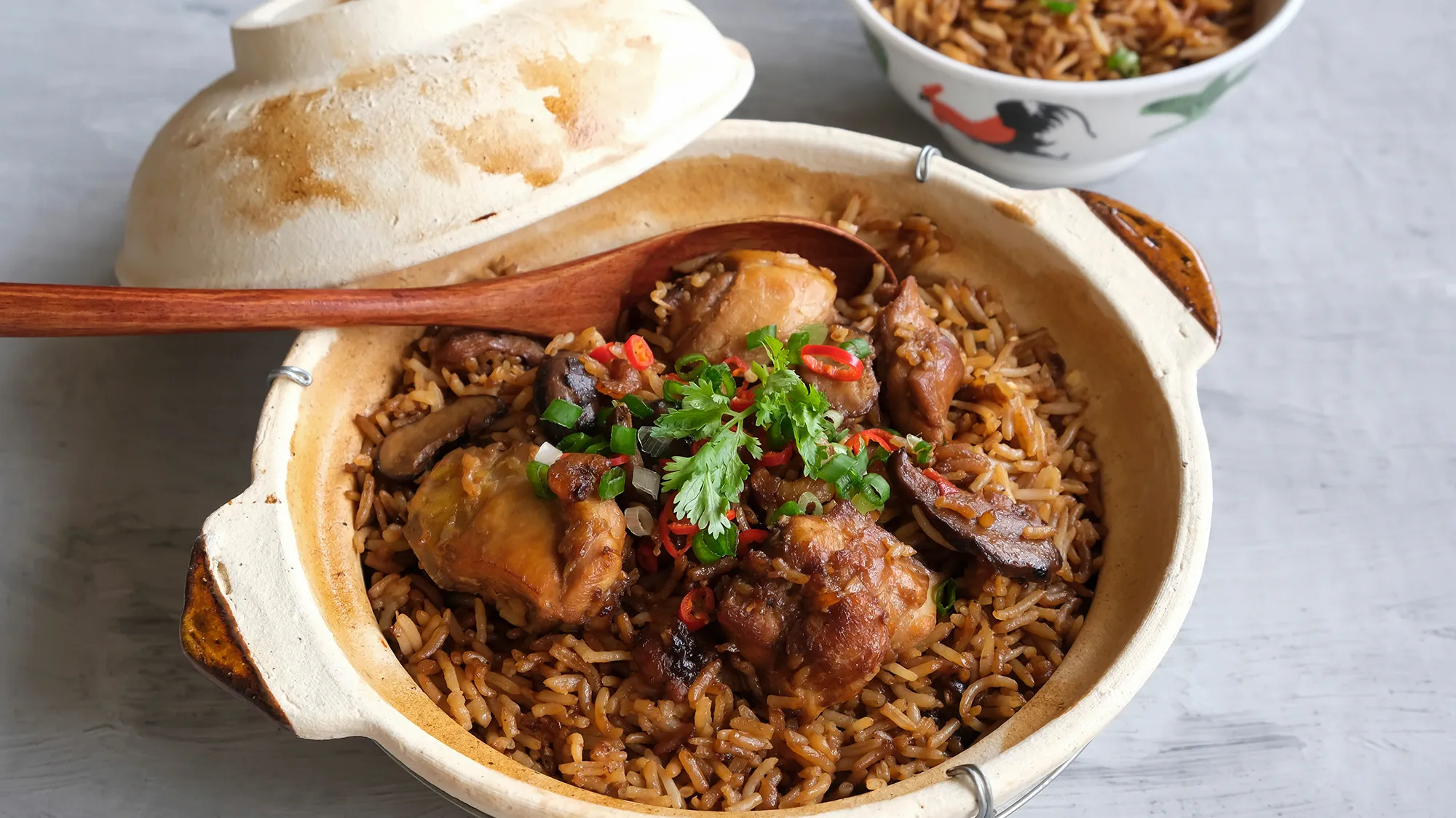 Chicken & Mushroom Claypot Rice
