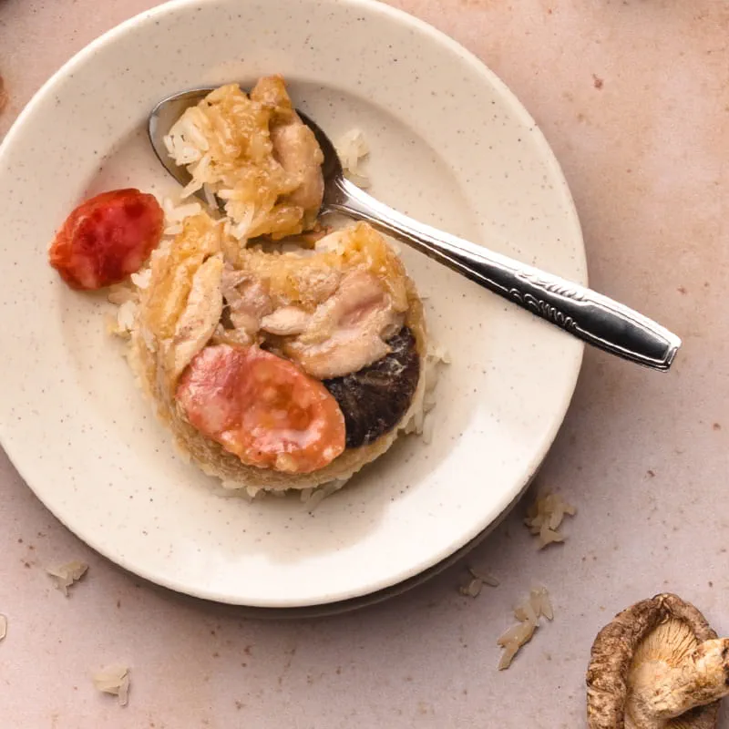 LOR MAI GAI (GLUTINOUS CHICKEN RICE)