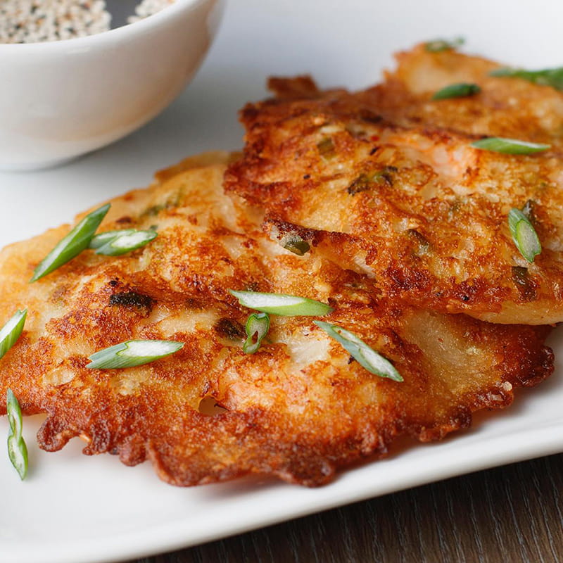 Blue Cheese, Onion, and Potato Cakes | ekilu recipe