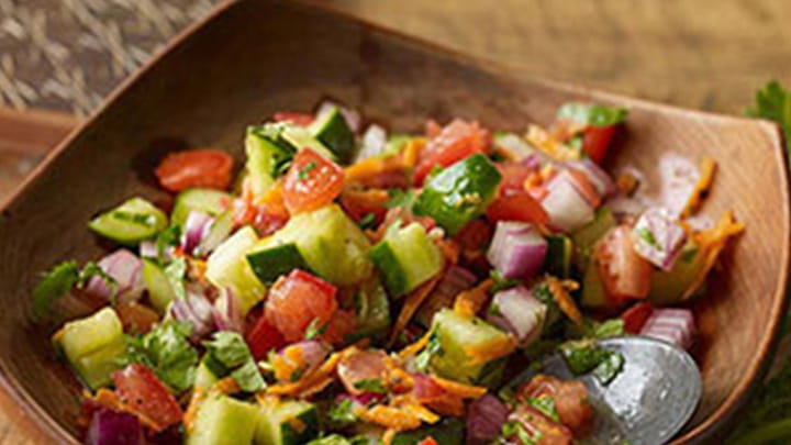 east_african_fresh_tomato_and_cucumber_salad