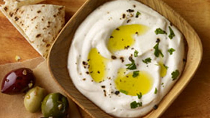 Garlic Pepper Labneh | McCormick Flavour Solutions