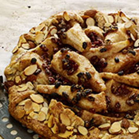Pear_and_Barberry_Crostata