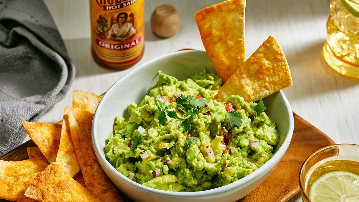 Guacamole and Crispy Cholula Chips