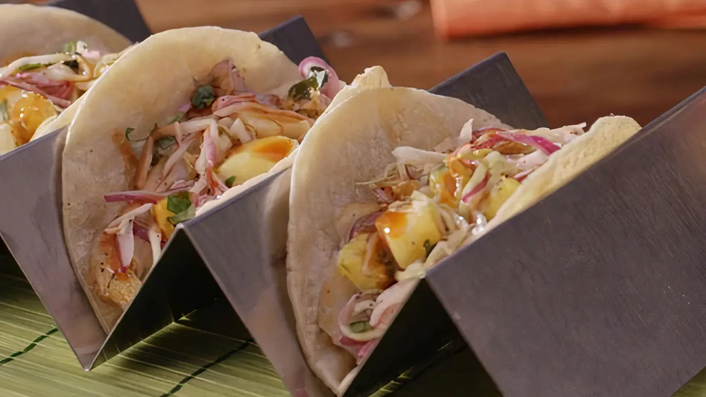 Cantina-Style Fish Tacos