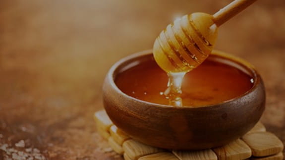 tips-for-using-honey-as-a-sugar-institute-575x323