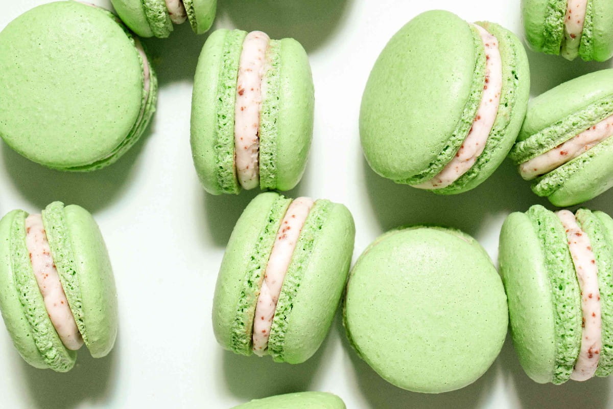 Macaron vs. Macaroon: What’s the Difference? | McCormick