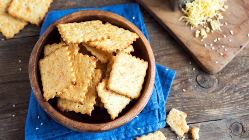 ReCrispify Stale Crackers Chips and Cookies in Your Oven-url