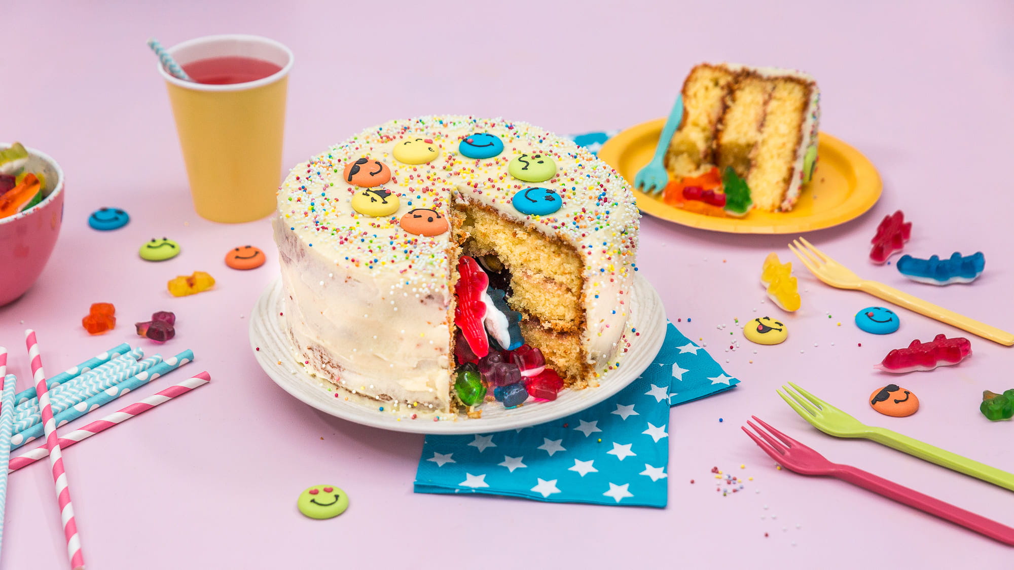 Pinata à ficelles petit gâteau d'anniversaire