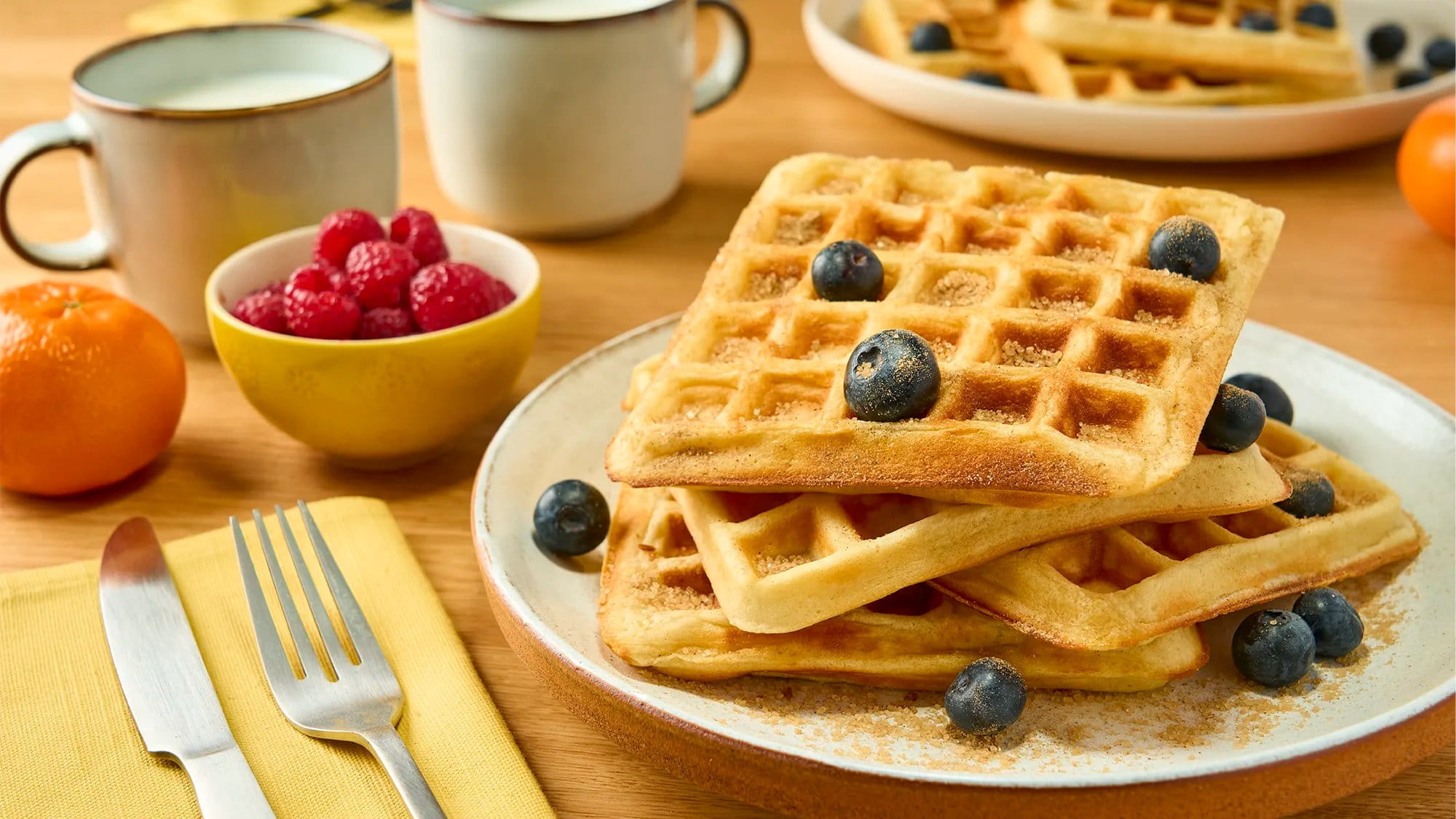crunchy_soft_vanilla_waffles_2000x1125